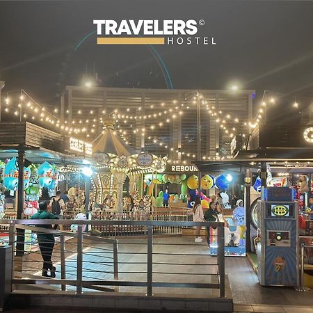 Travelers - Dubai Marina Hostel Экстерьер фото