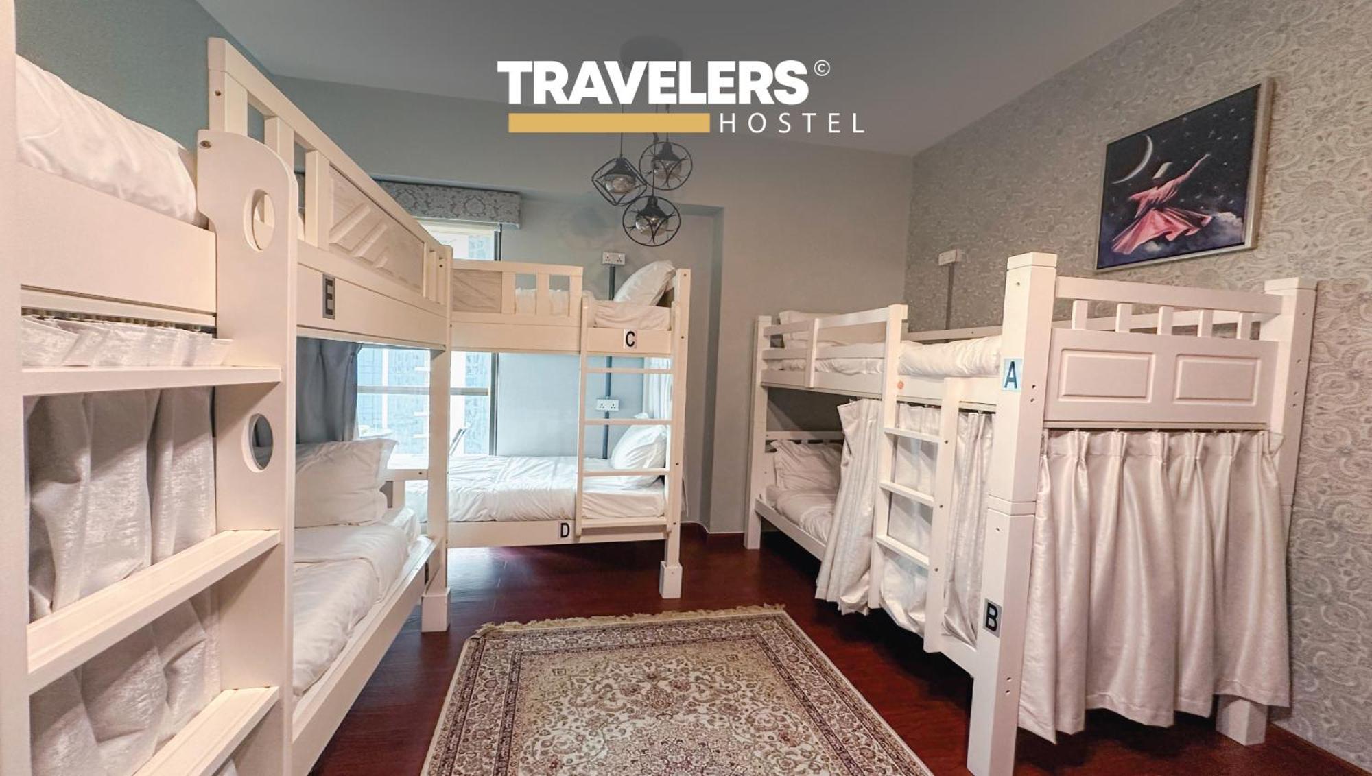 Travelers - Dubai Marina Hostel Экстерьер фото